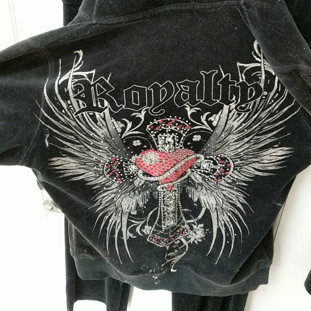 Sweater - Picture 2 of 2